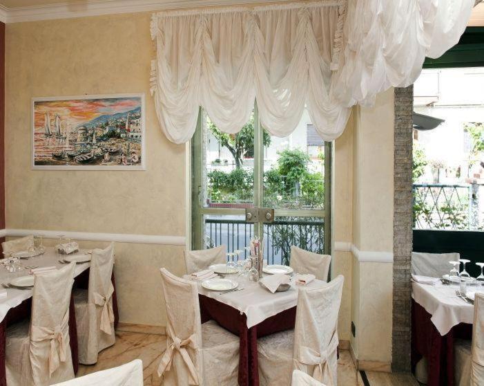Hotel Residence Garden Alassio Exterior foto